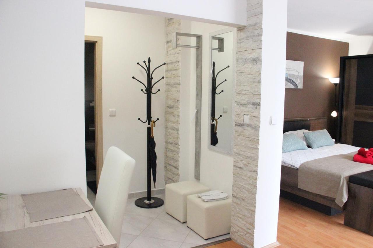 Luxury Studio In The Heart Of Beroun Exterior photo